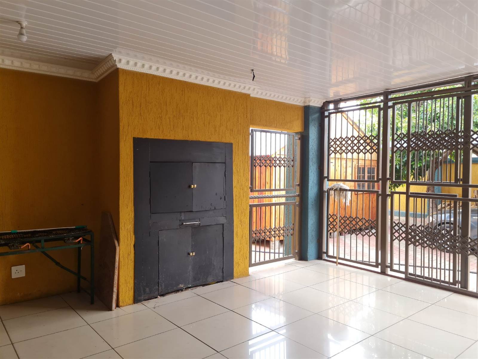 5 Bed House in Serala View photo number 23