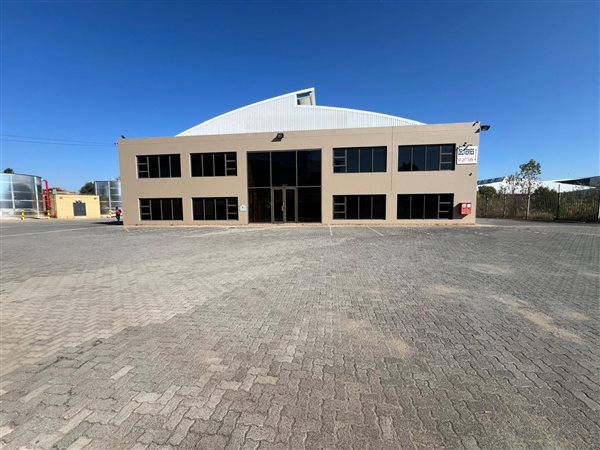 2315  m² Industrial space