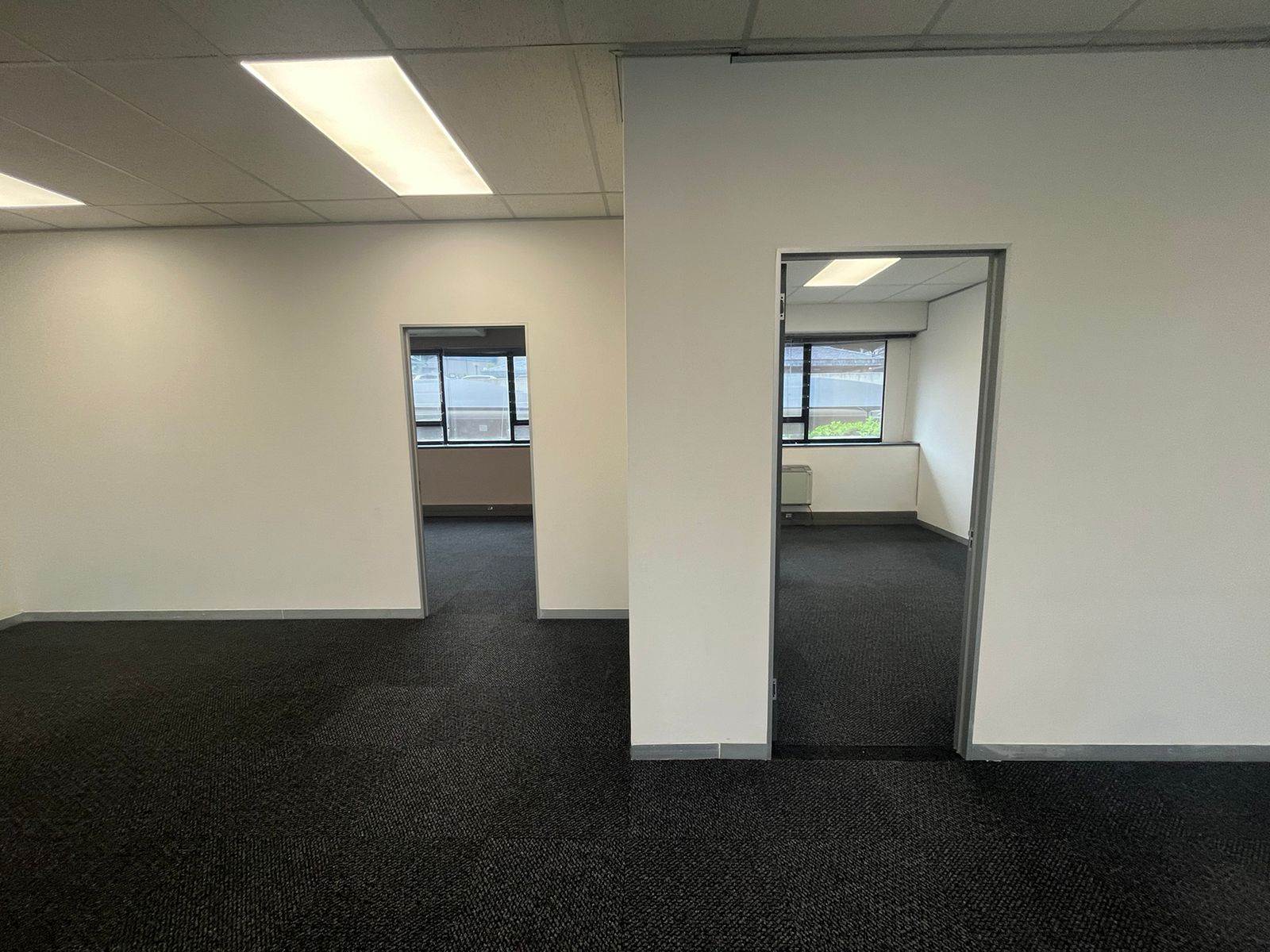 233  m² Commercial space in Bryanston photo number 14