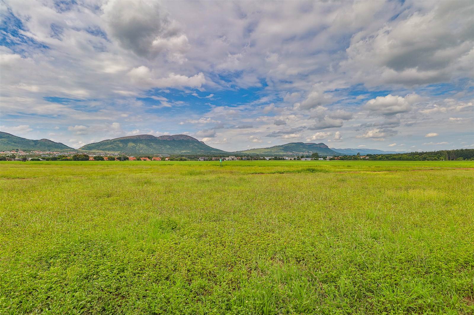 990 m² Land available in The Coves photo number 11