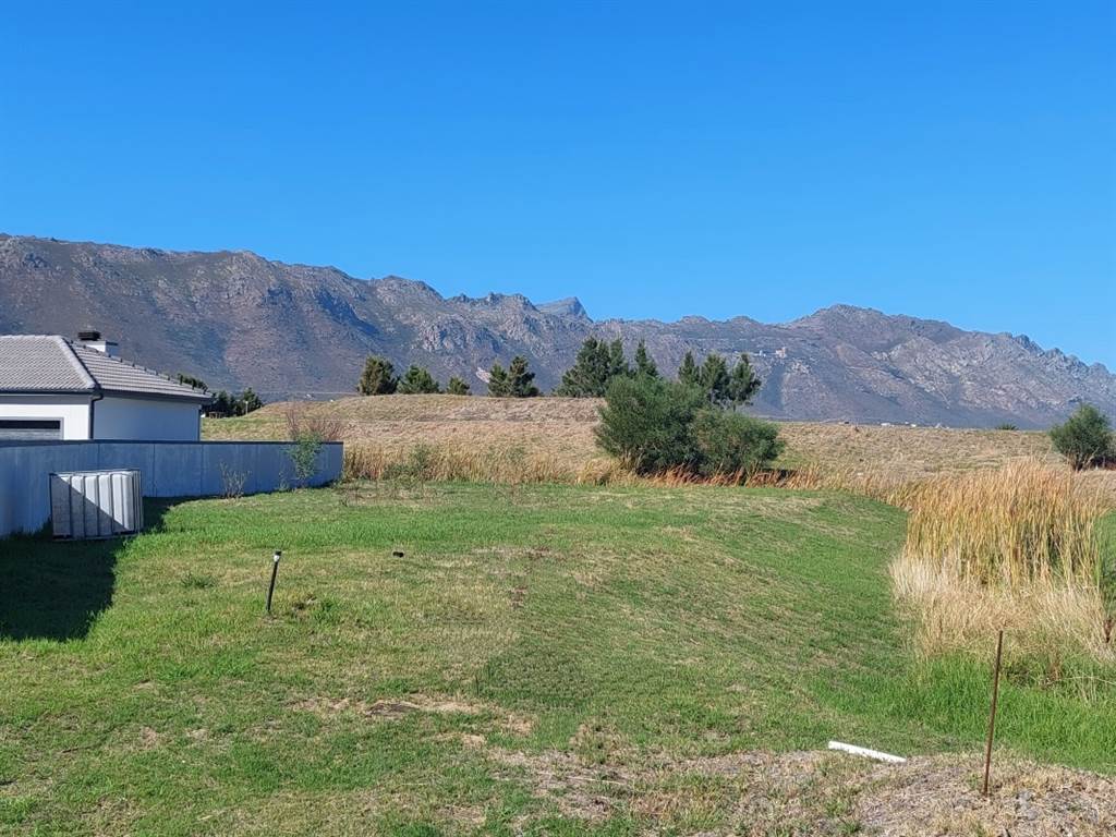 501 m² Land available in Fairview Golf Estate photo number 3