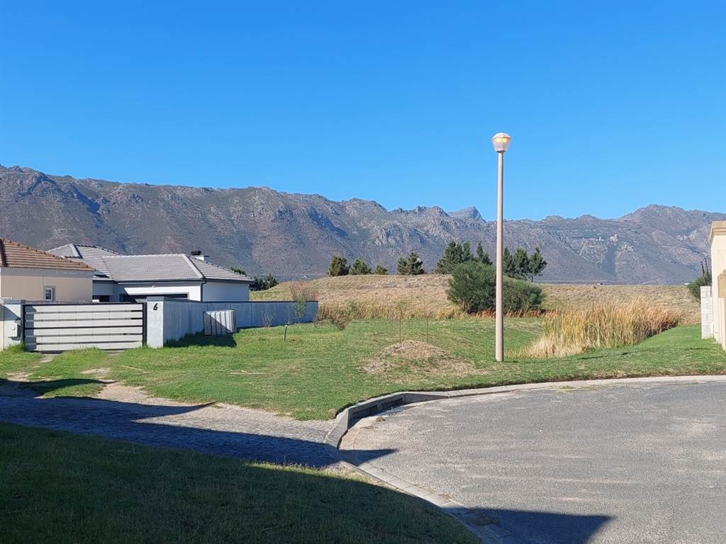 501 m² Land available in Fairview Golf Estate photo number 8