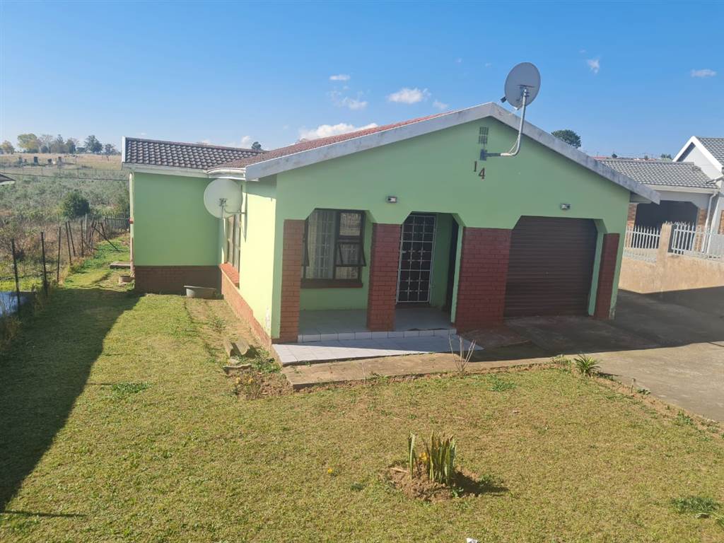 3 Bed House in Mthata photo number 1
