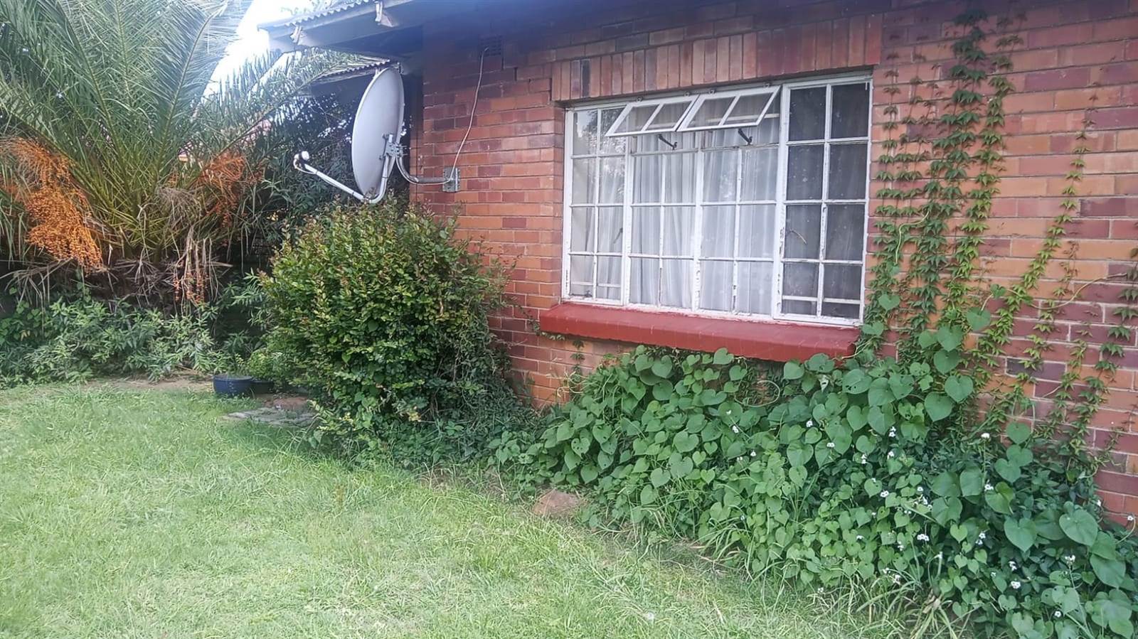 7 Bed House in Vereeniging Central photo number 2