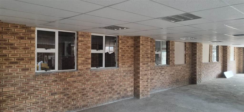 1800  m² Commercial space in Randfontein Central photo number 12