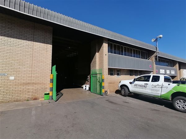 665  m² Commercial space in Meadowdale