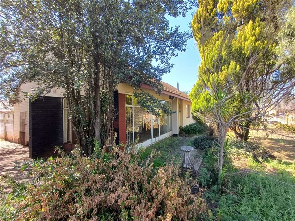 3 Bedroom House 3 Bedroom House