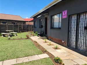 3 Bed House in Lennoxton