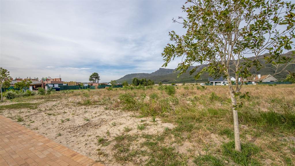 867 m² Land available in Pearl Valley photo number 14