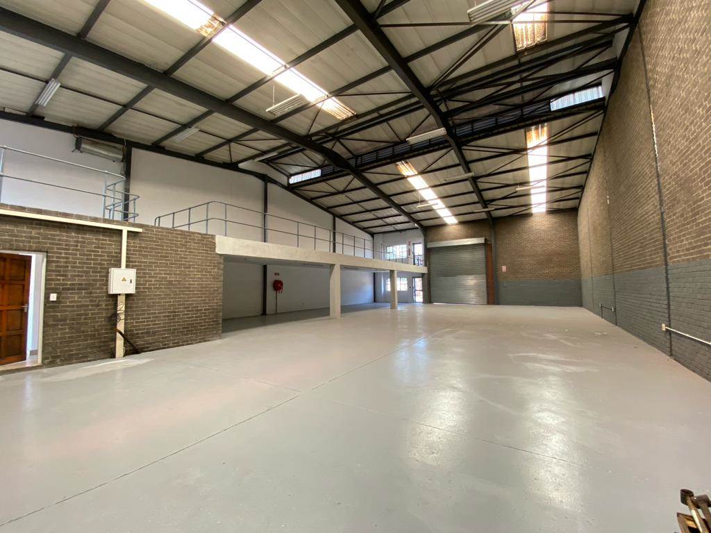 510  m² Industrial space in Commercia photo number 10
