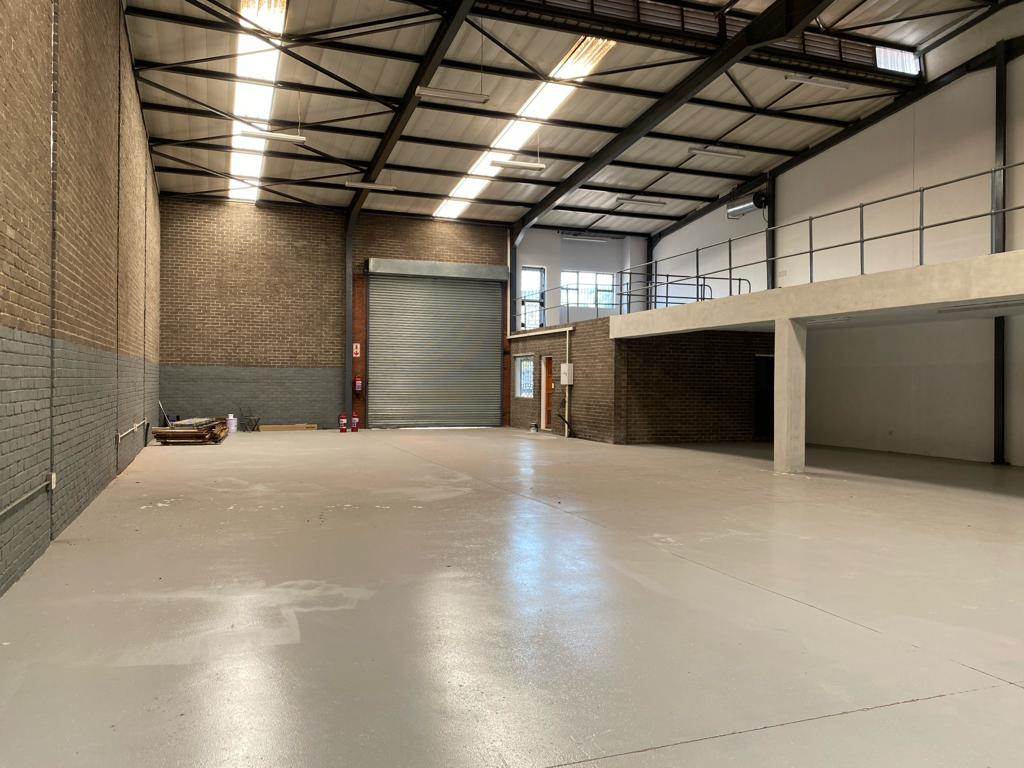 510  m² Industrial space in Commercia photo number 11