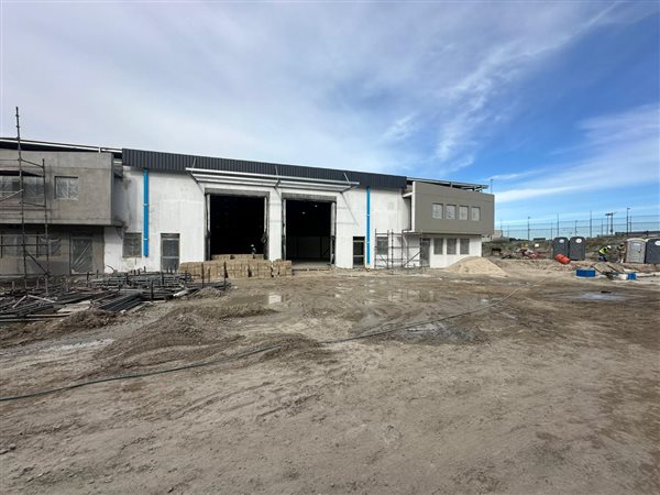 1 218  m² Industrial space