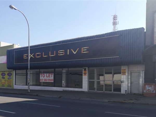 595  m² Commercial space