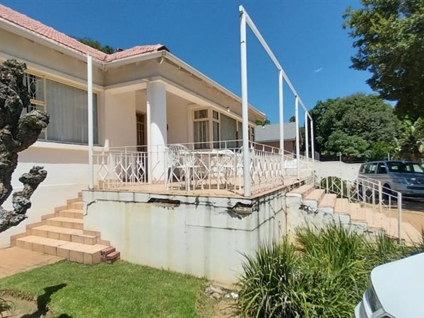 3 Bedroom House 3 Bedroom House