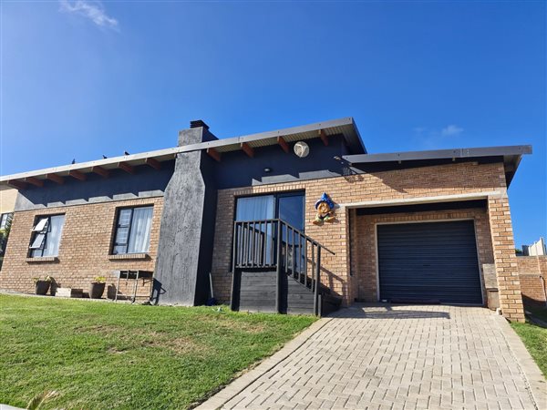 3 Bedroom House 3 Bedroom House
