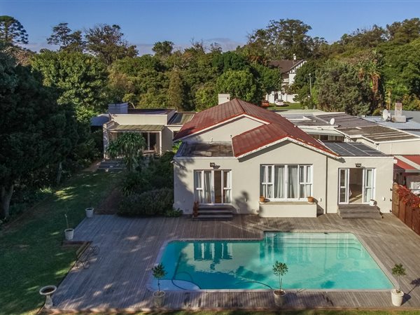 4 Bedroom House 4 Bedroom House