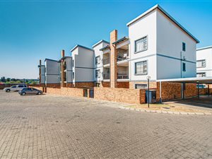 2 Bed Apartment in Fairleads