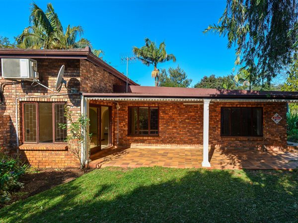 3 Bedroom Townhouse 3 Bedroom Townhouse