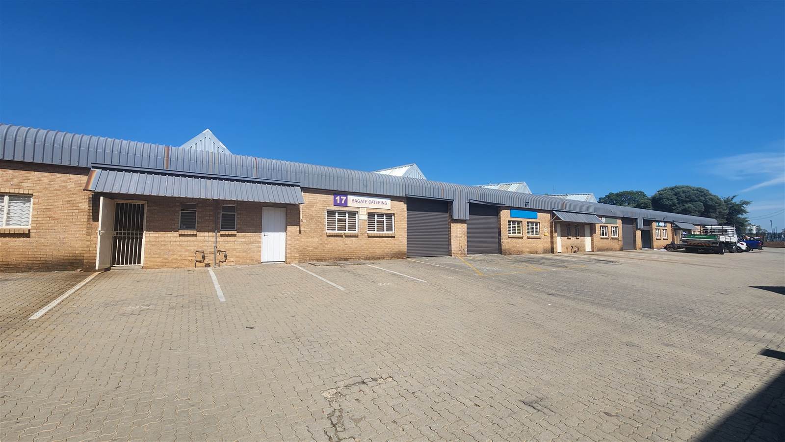 144  m² Industrial space in Kya Sands photo number 1