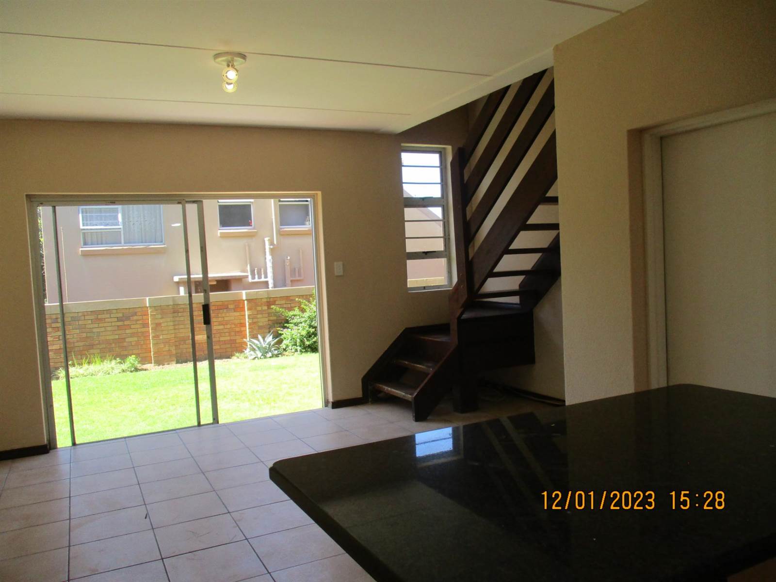 3 Bed Townhouse in Sundowner photo number 10