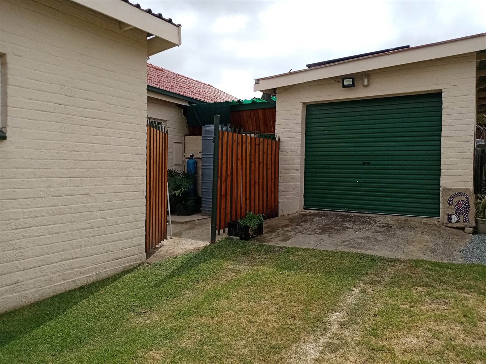 2 Bed Townhouse in Parys photo number 23