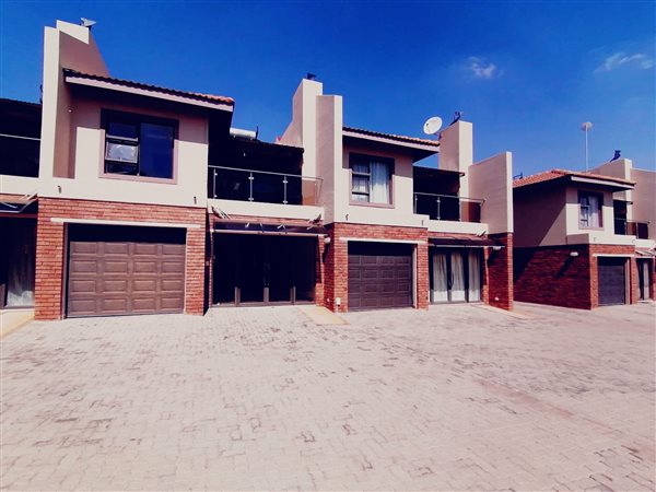 3 Bed Townhouse