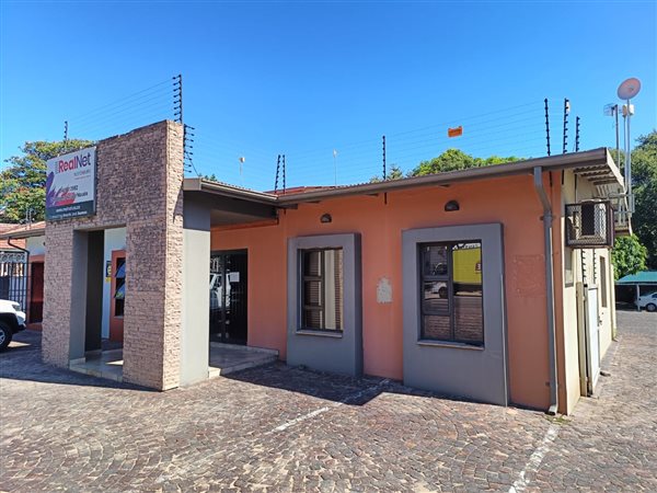 342  m² Commercial space in Bo Dorp