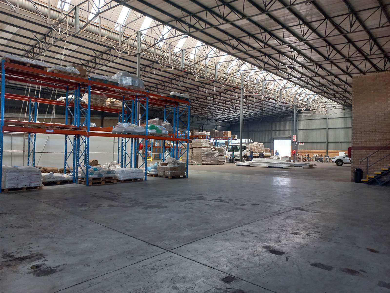 3333  m² Industrial space in Pomona photo number 8