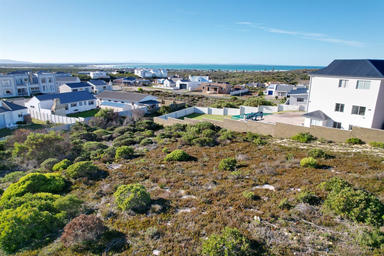 1038 m² Land available in Struisbaai photo number 2