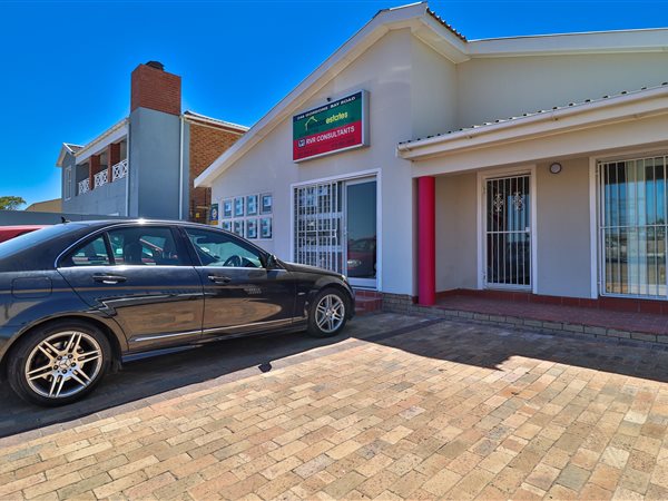495  m² Industrial space