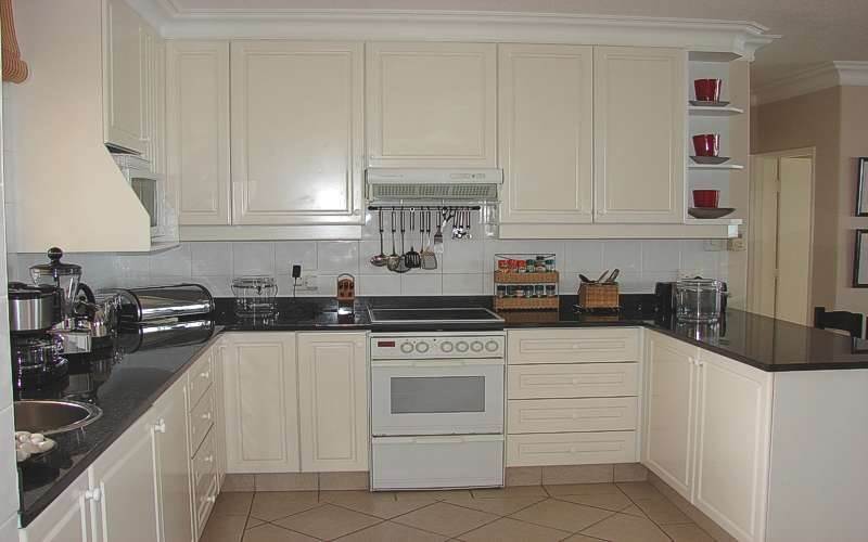 4 Bed Apartment in Southbroom photo number 12