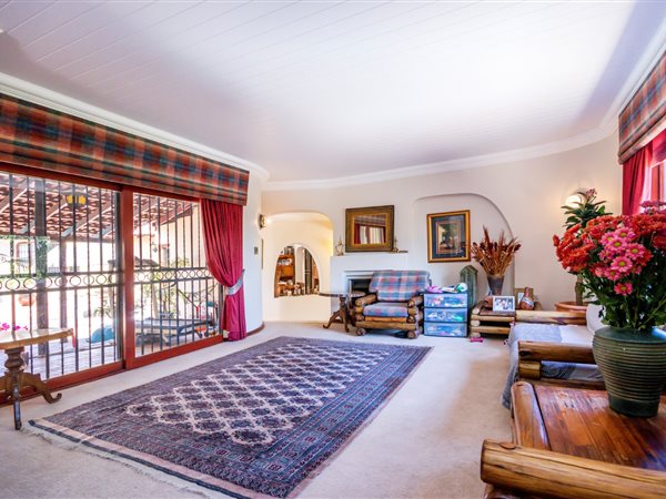 4 Bed House in Northcliff