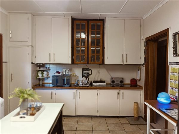 3 Bedroom House 3 Bedroom House
