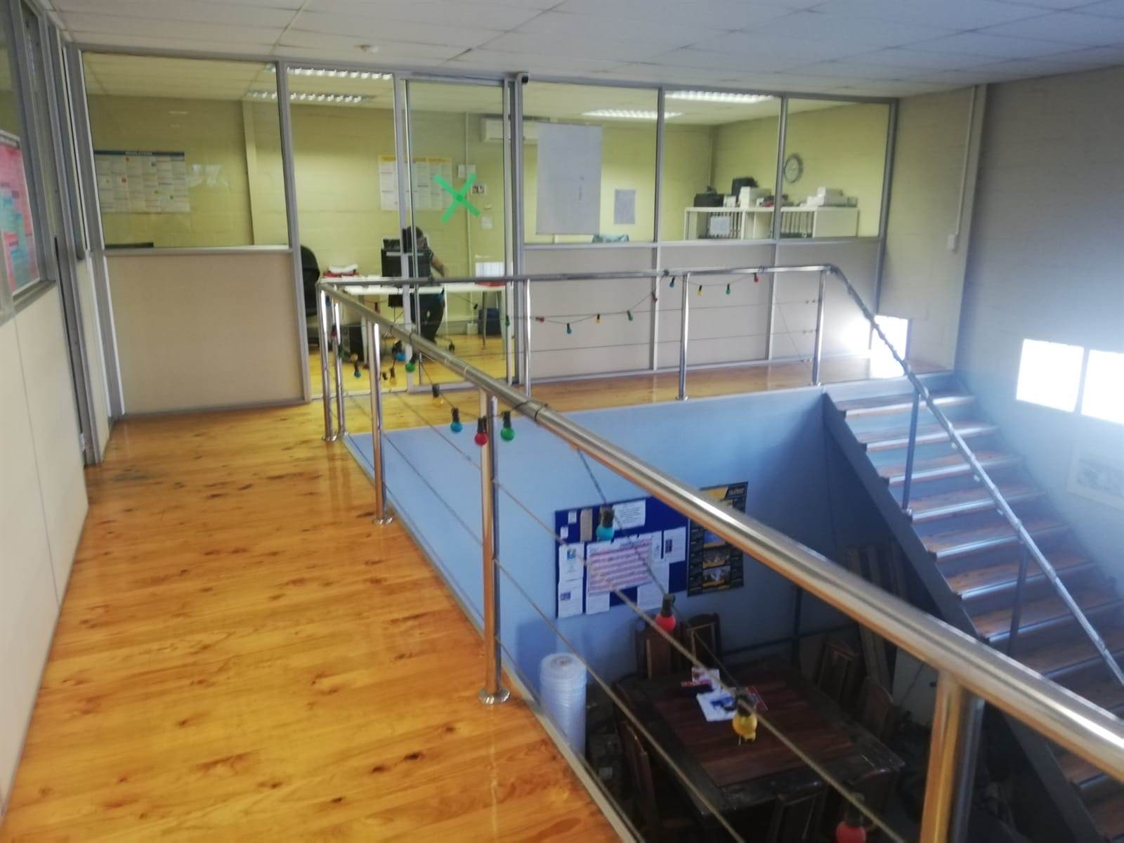 360  m² Commercial space in Milnerton photo number 24