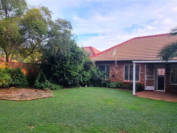 3 Bedroom Townhouse 3 Bedroom Townhouse