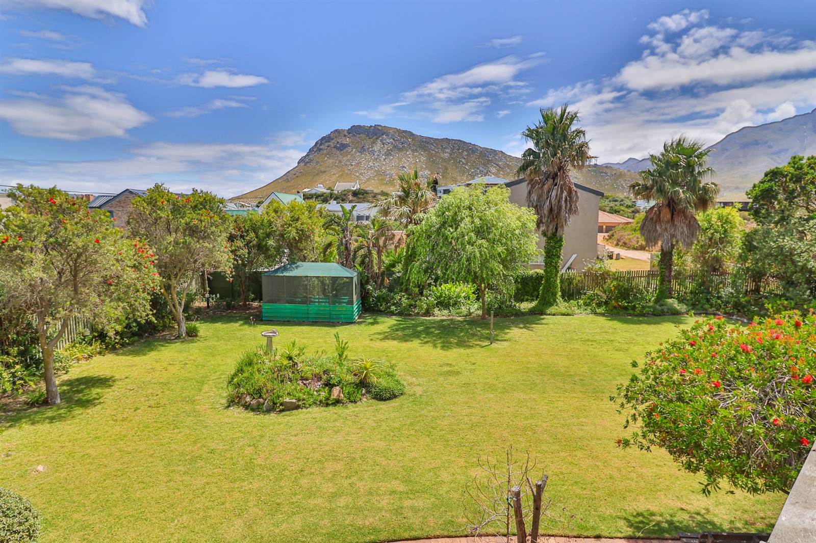 3 Bed House in Pringle Bay photo number 25