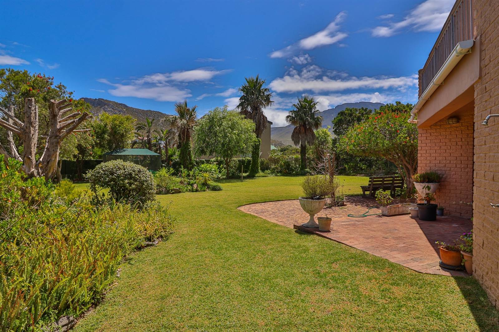 3 Bed House in Pringle Bay photo number 27