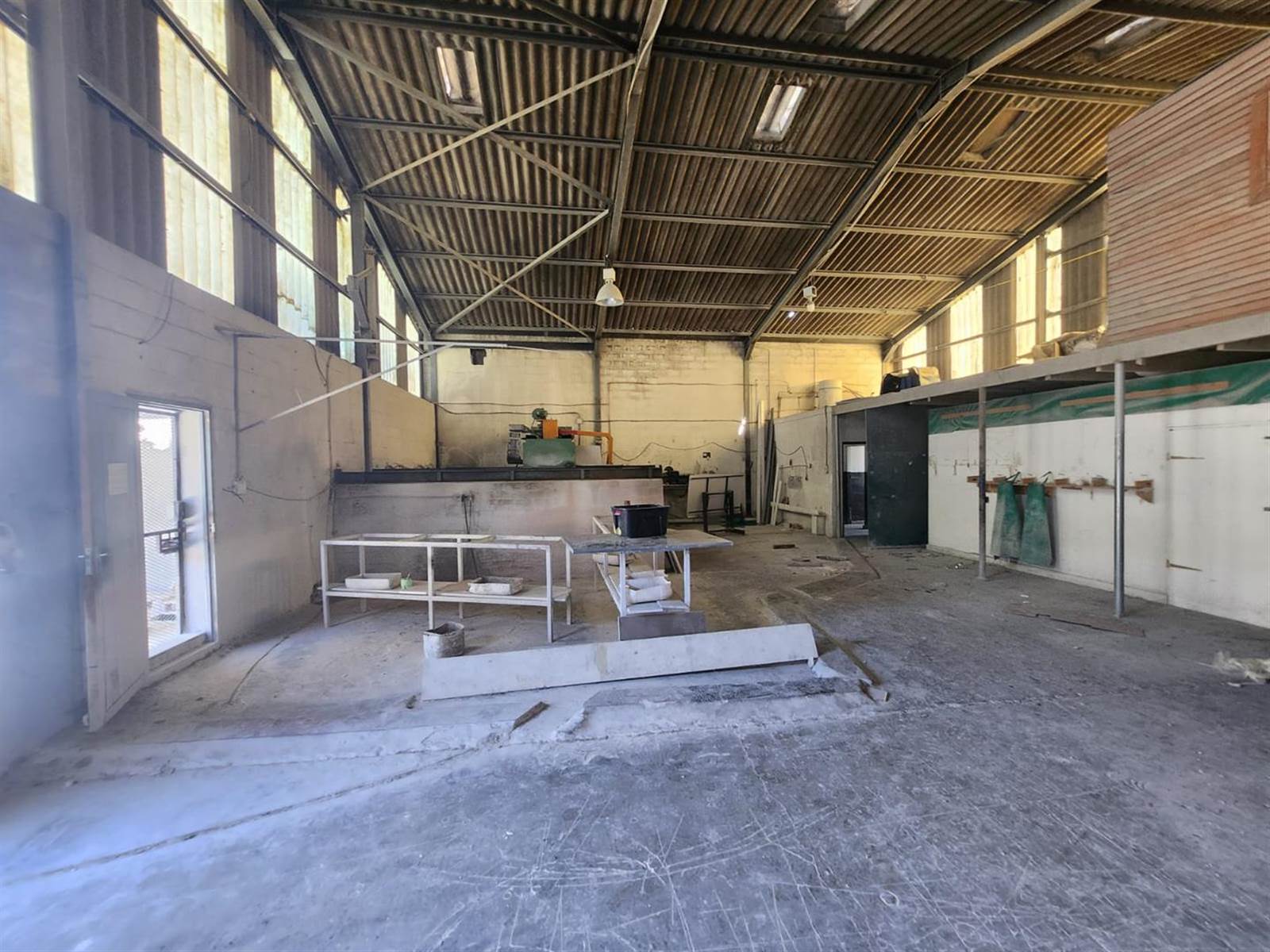 500  m² Industrial space in Maitland photo number 3