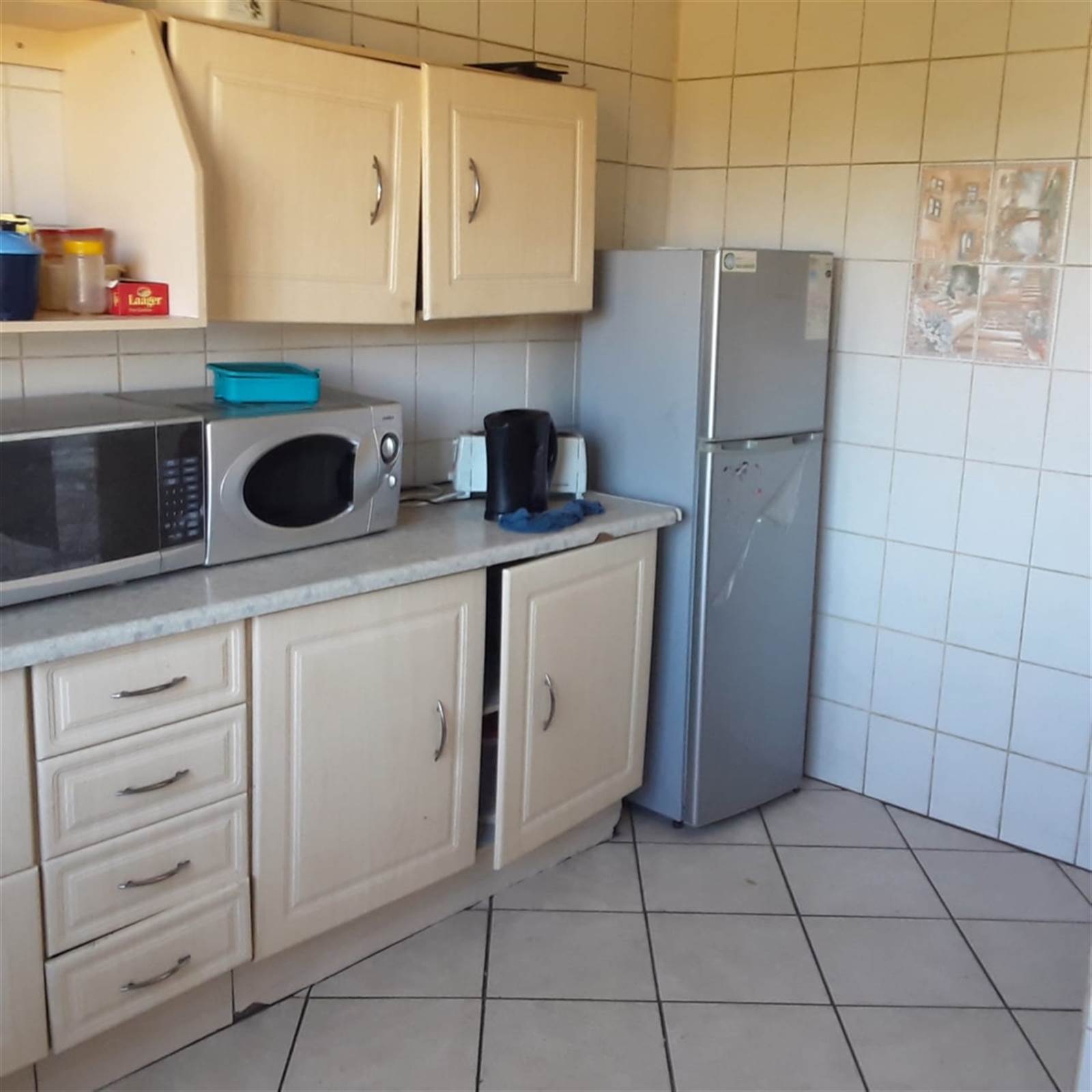 3 Bed Flat in Rustenburg Central photo number 6