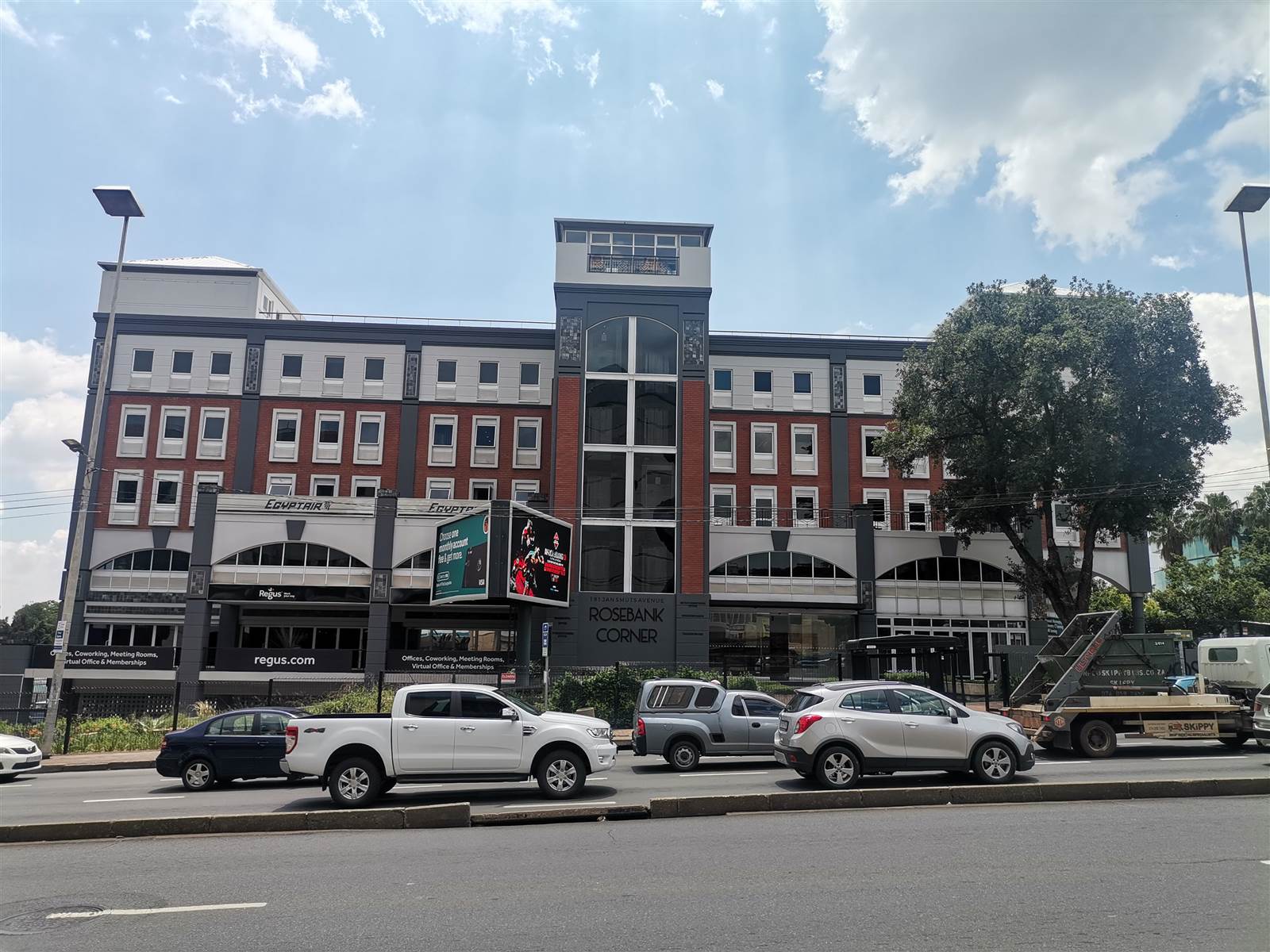 528  m² Commercial space in Rosebank photo number 1