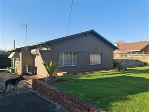 3 Bed House in Claremont