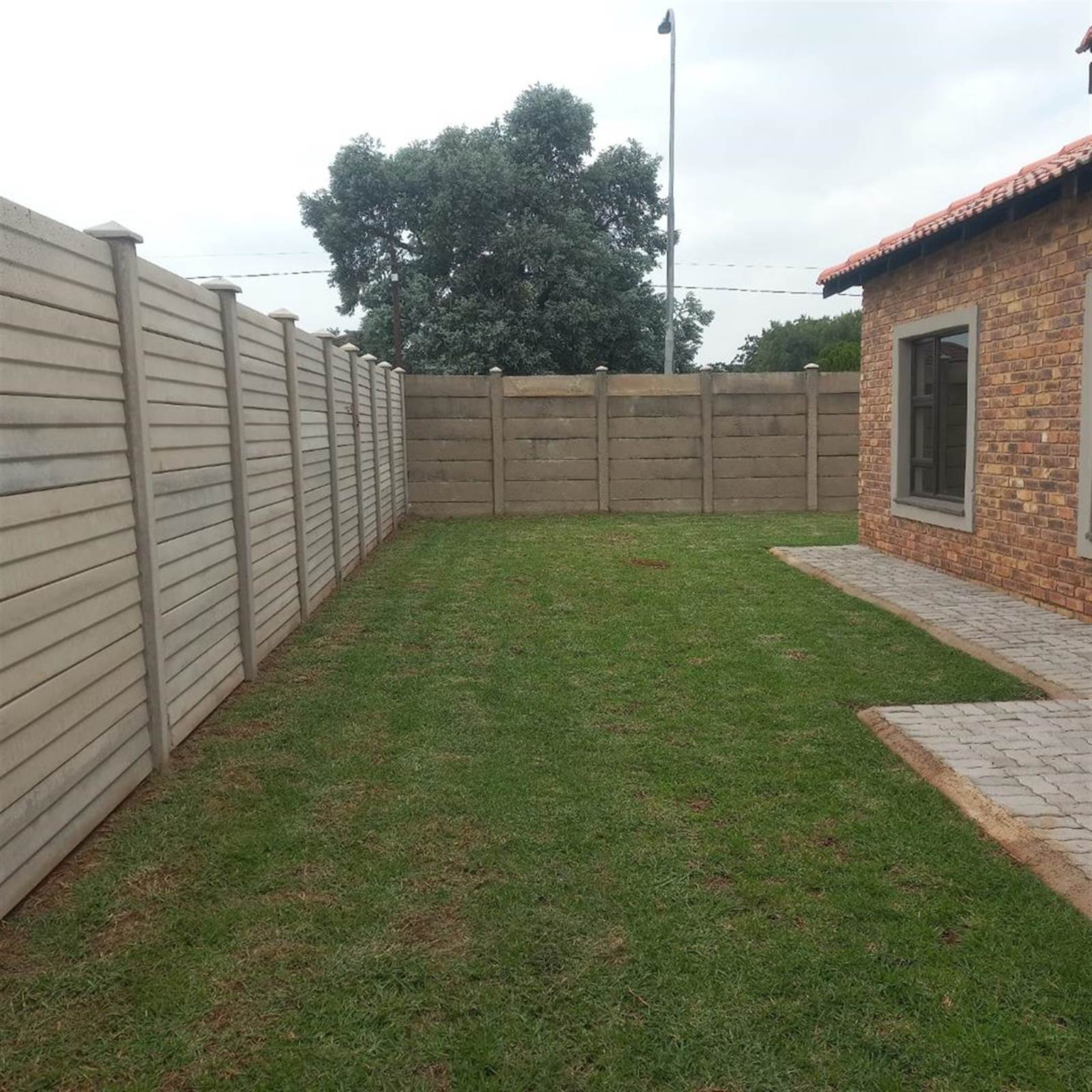 3 Bed Townhouse in Riversdale photo number 14