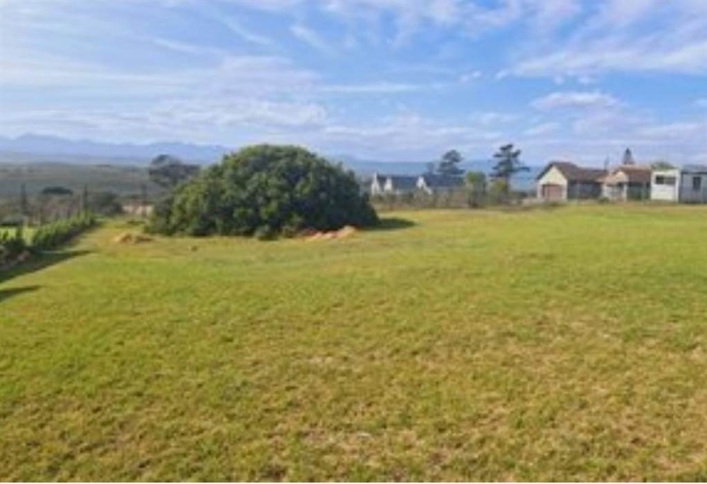 803 m² Land available in The Hill Estate photo number 1