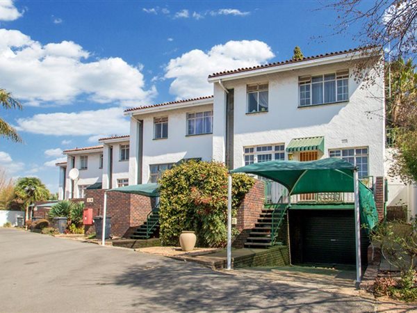 2 Bedroom Townhouse 2 Bedroom Townhouse