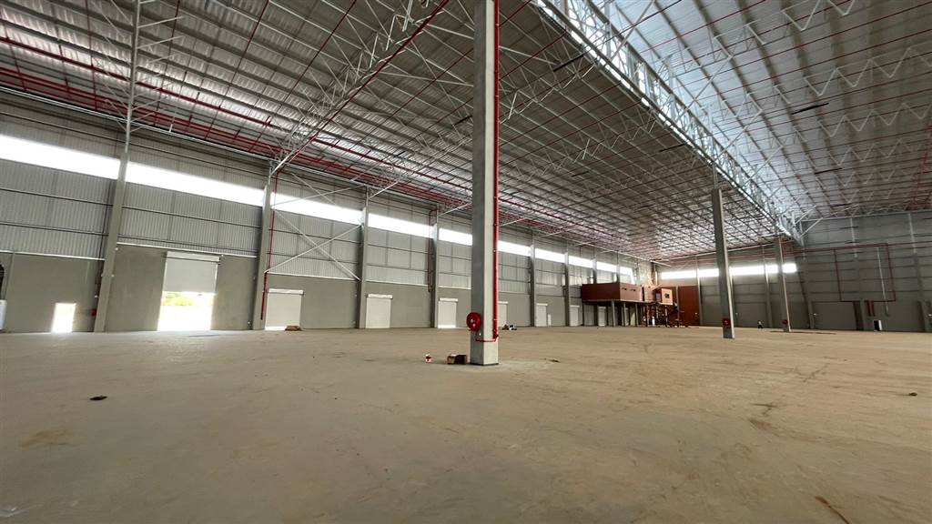 5744  m² Industrial space in Louwlardia photo number 4