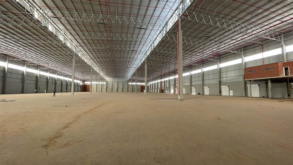 5744  m² Industrial space in Louwlardia photo number 3
