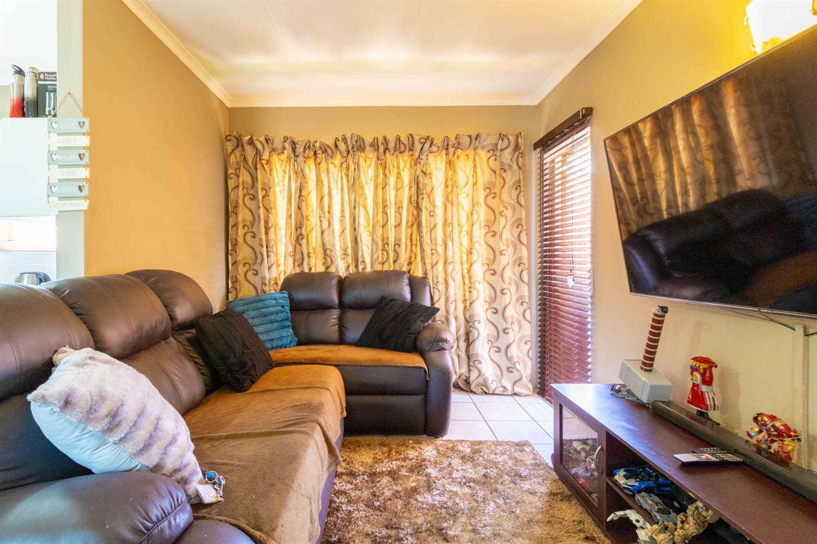 2 Bed Townhouse in Alberton photo number 6