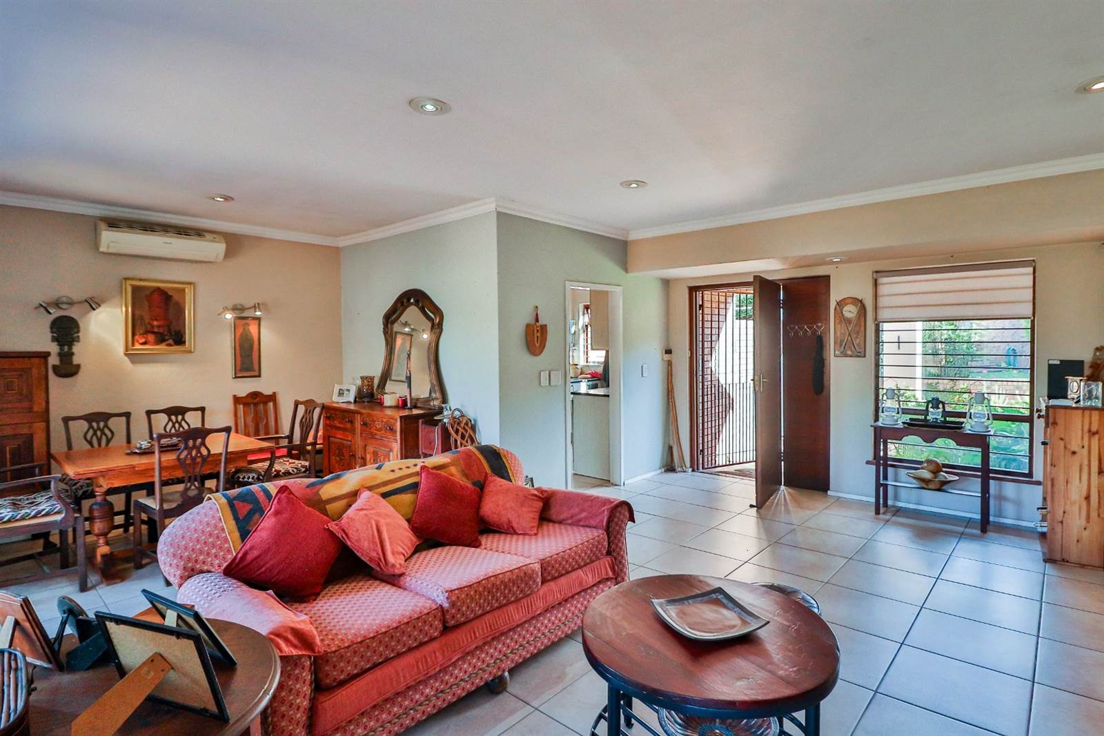 3 Bed Townhouse in Lonehill photo number 16