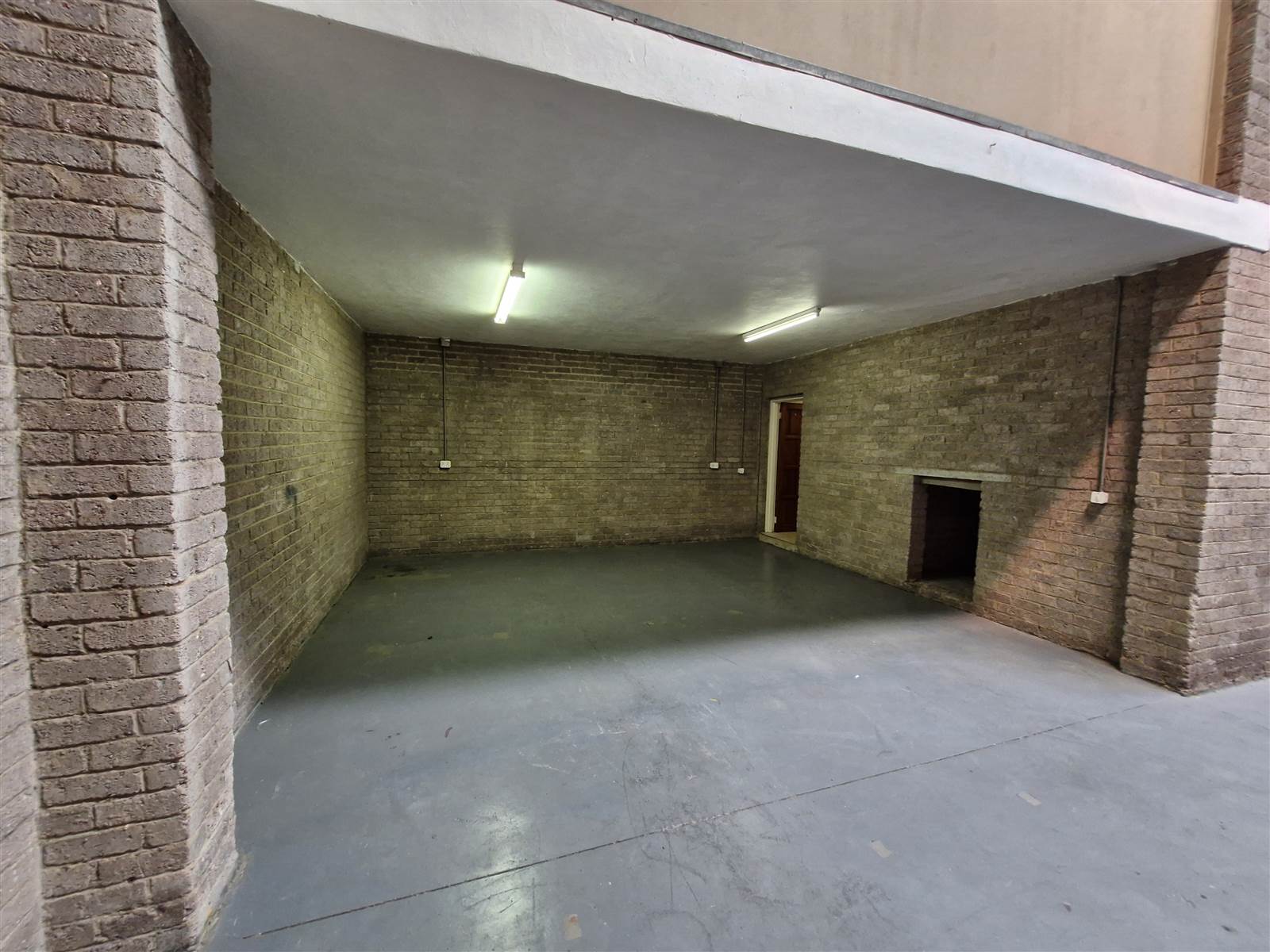 190  m² Industrial space in Allandale photo number 2