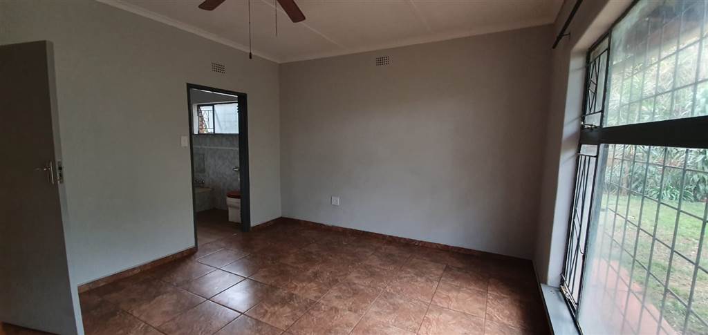 3 Bed House in Louis Trichardt photo number 25